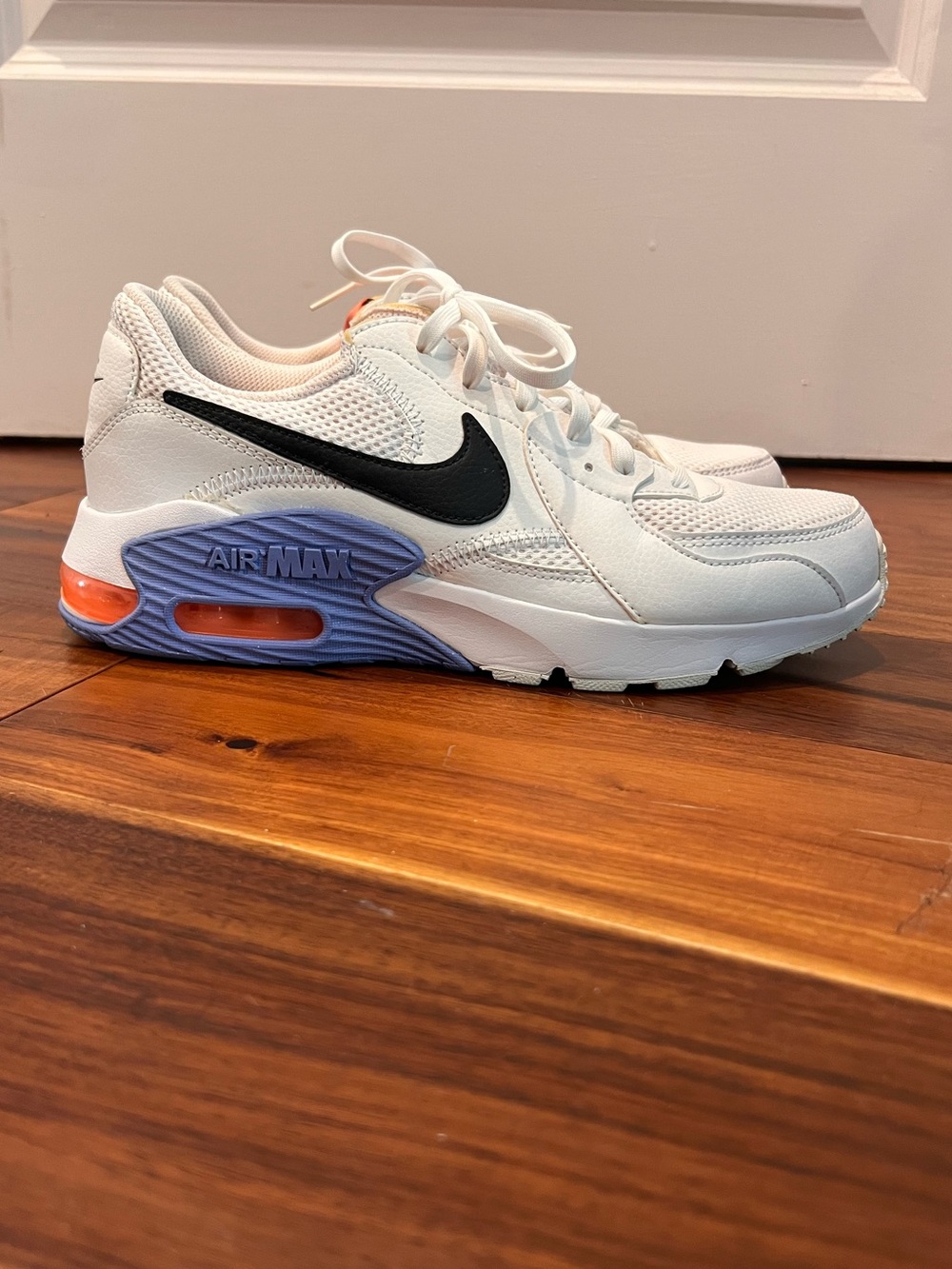 Nike Women’s AirMax Excee DH1086-100